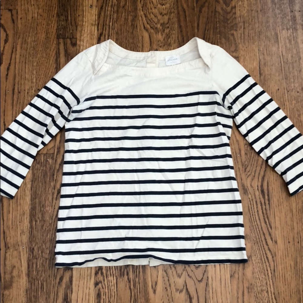 Sesane button back top